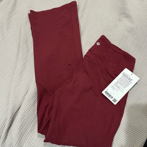 NWT 4 LULULEMON Groove No Line HR Flare Pant Burgundy Bay Heart Cutout 32.5” - Picture 2 of 11